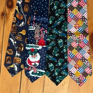 Lot of vintage novelty ties golf plaid Santa Christmas music dogs